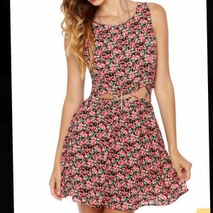 Lucca Couture Midsummer Pink Floral Print dress